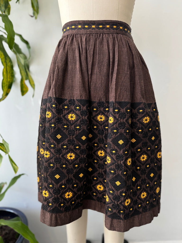 1950’s 100% cotton woven skirt