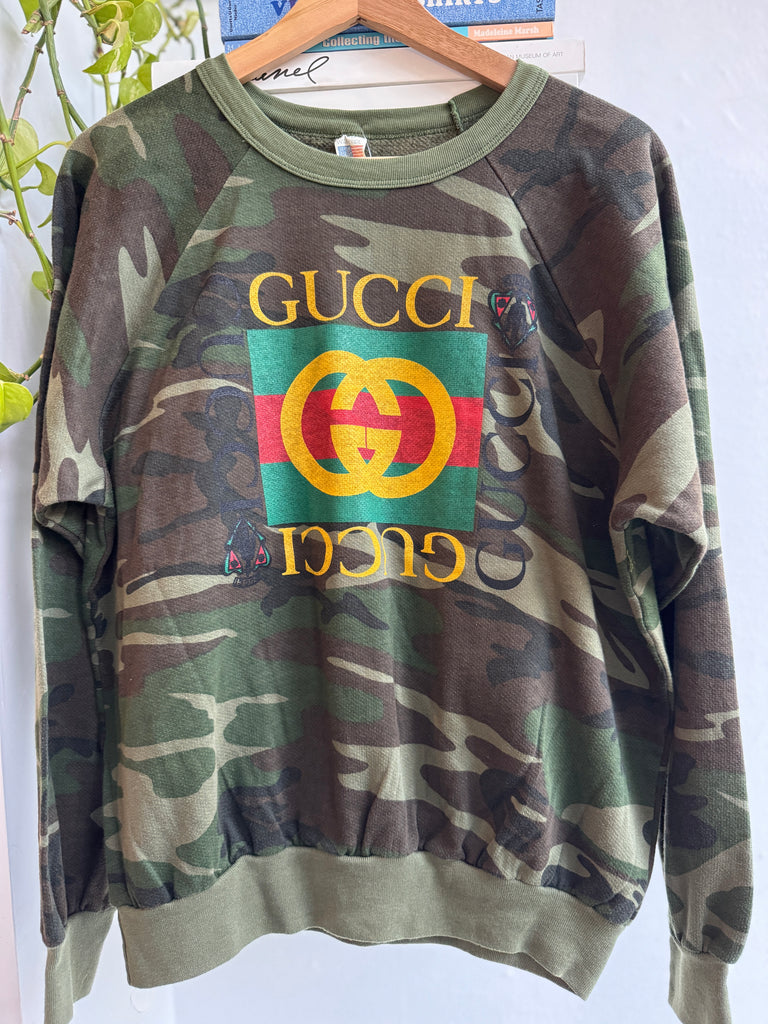 Faux vintage raglan sweatshirt