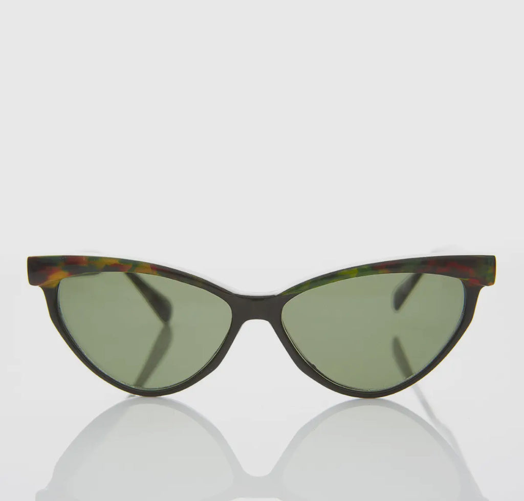 Vintage cat eye sunglasses with raised brow