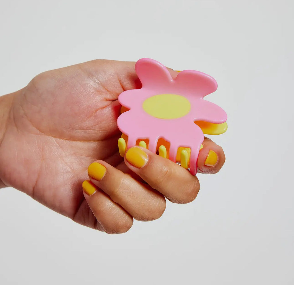 CHUNKS flower claw in yellow + pink