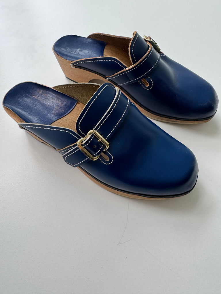 Vintage blue leather clog size 8
