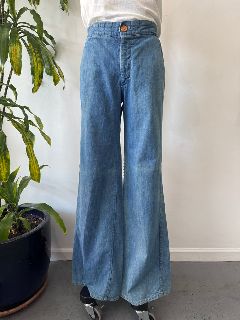 1970’s bell bottom landlubber jeans waist “31”