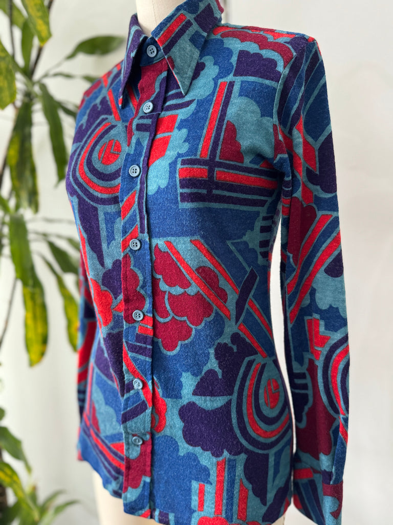 1970’s button up top with pointed collar