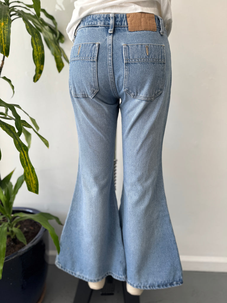 Vintage Paris Blues experience bell bottom jeans