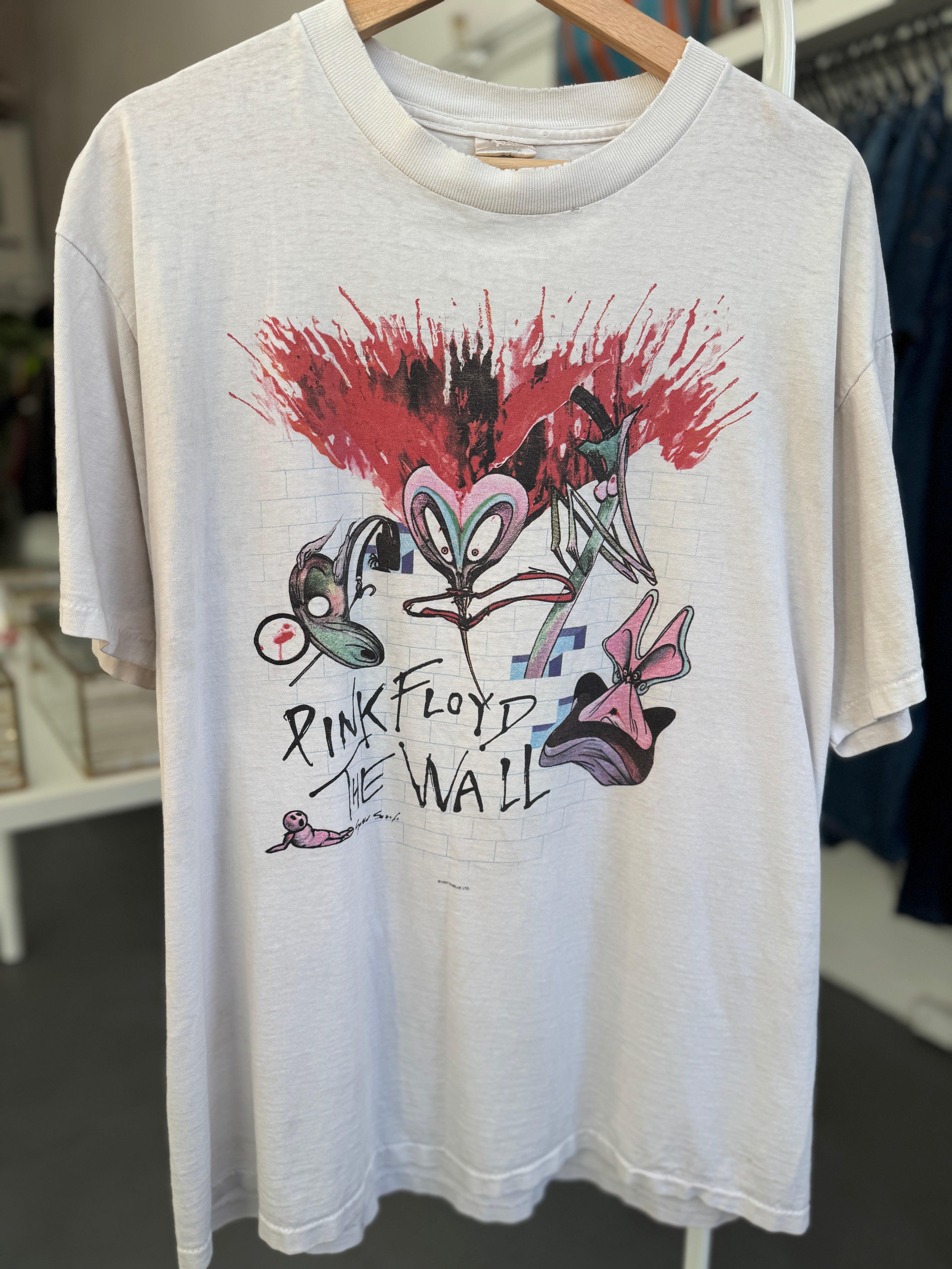 ミュージシャン 1982 Pink Floyd DSM T shirt 1982 Pink Floyd the wall t shirt | Pretty Penny Clothing