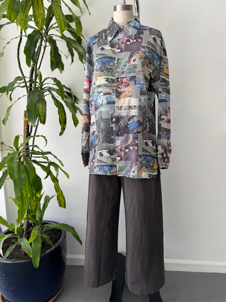 1970’s photo realistic racing car button up top
