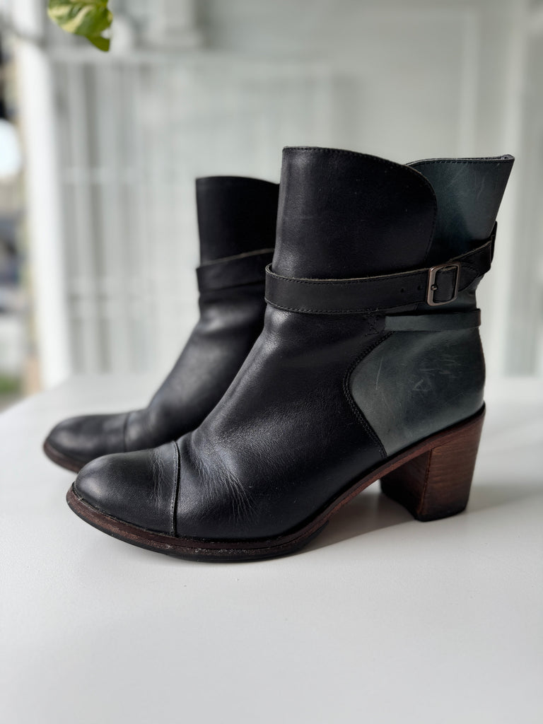 Samantha Pleet Wolverine leather boots 9.5