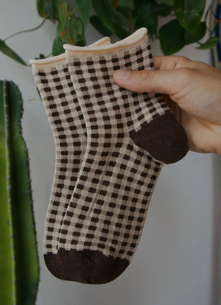 Beaten path gingham socks