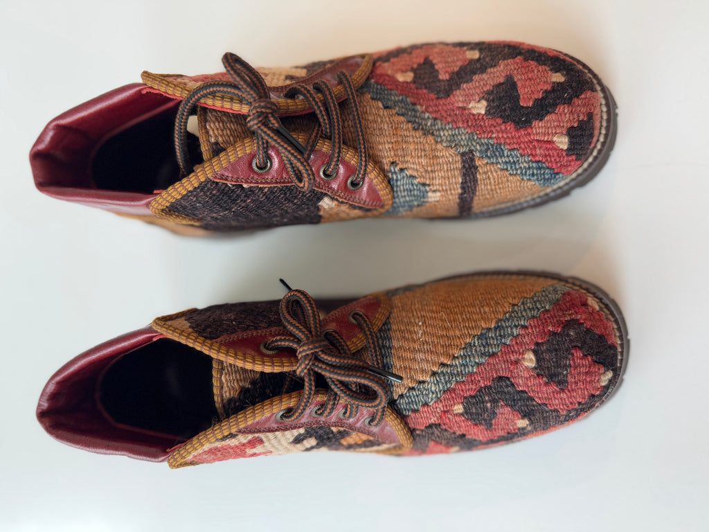 Vintage kilim boots size 9.5