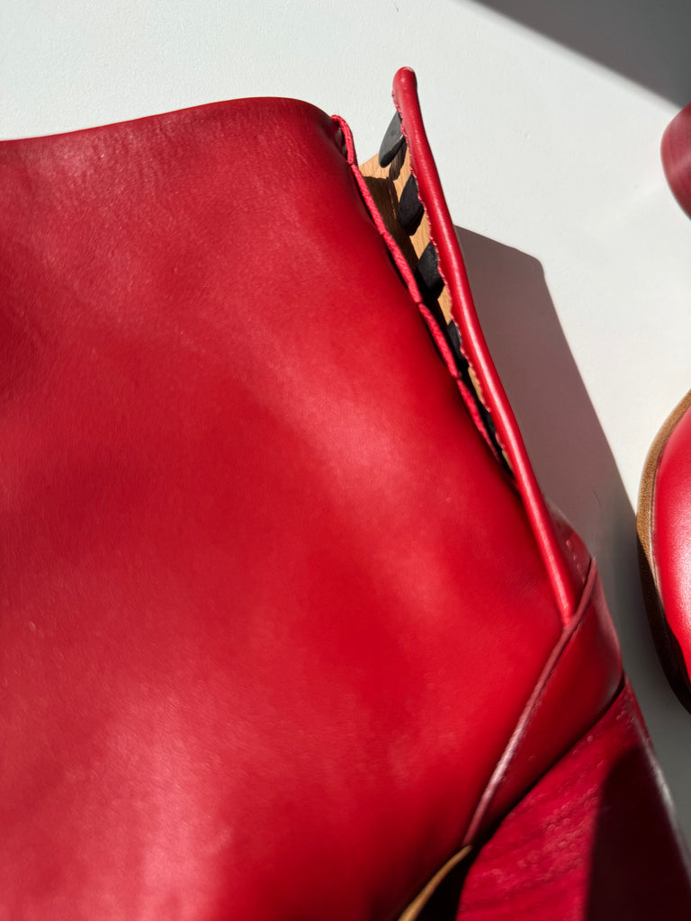 Maison Margiela tabi red leather ankle boots size 39 | 9