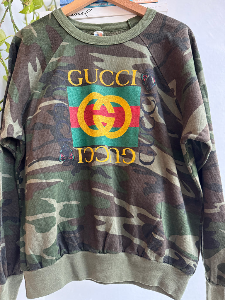 Faux vintage raglan sweatshirt