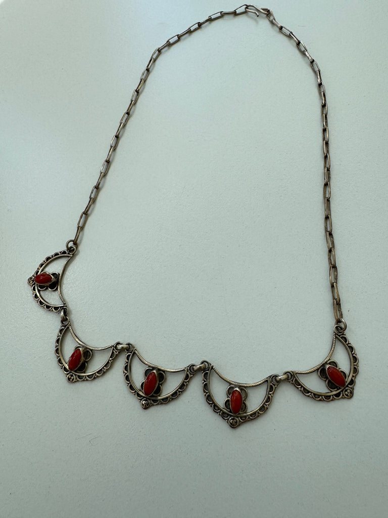 Italian coral hook necklace