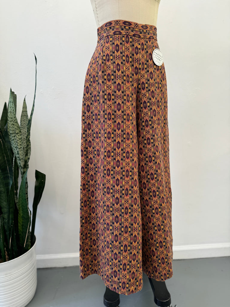 Vintage wide legged pants