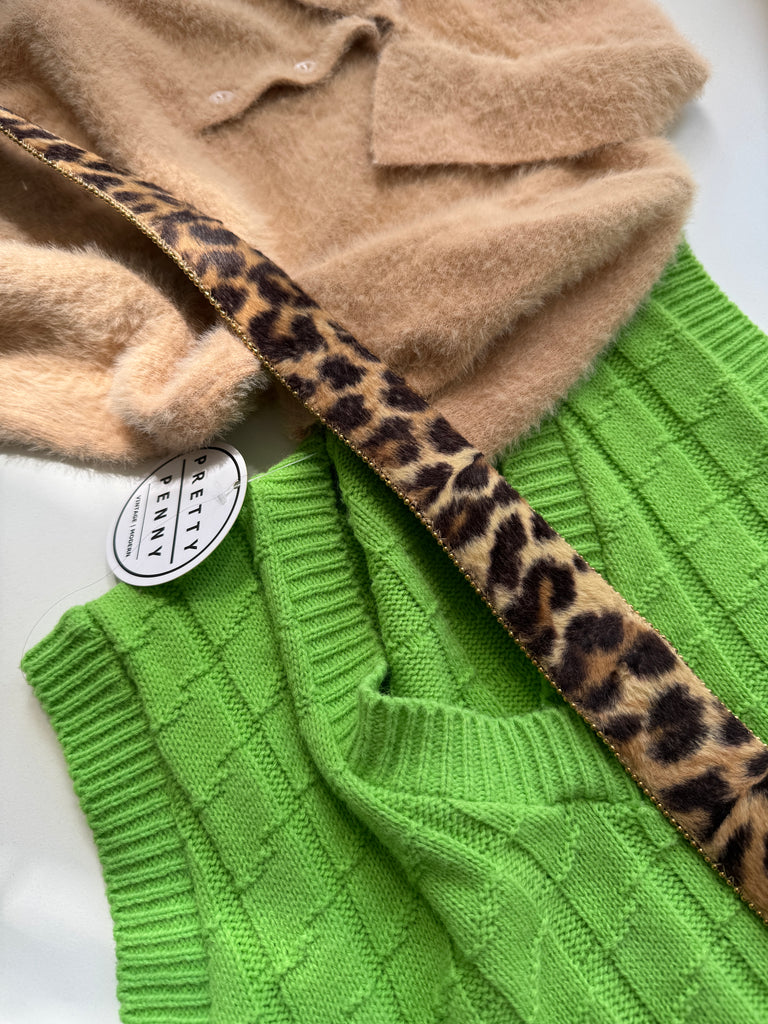 Vintage fuzzy belt