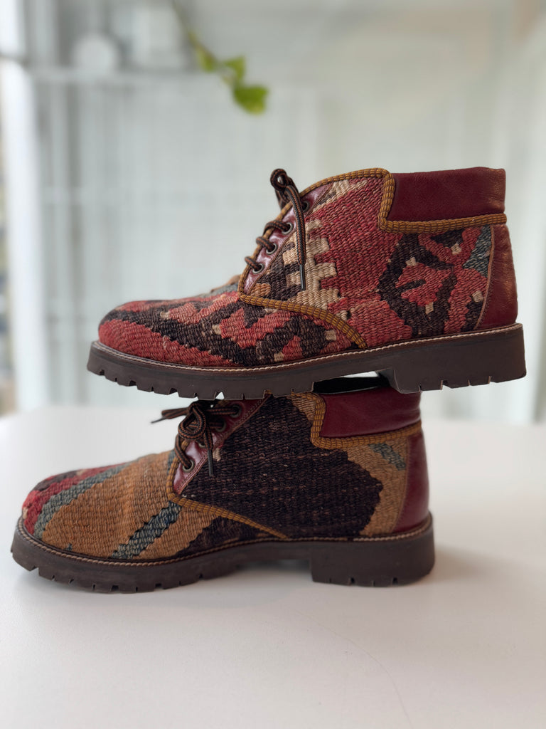 Vintage kilim boots size 9.5