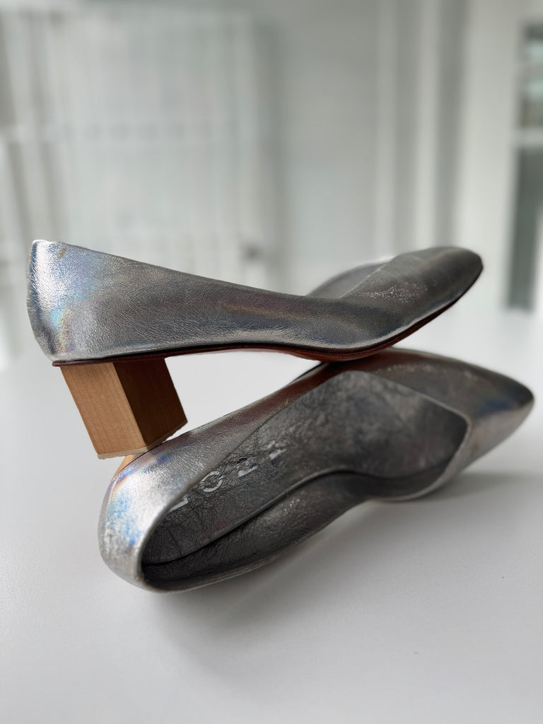 DOPP metallic shoes size 11