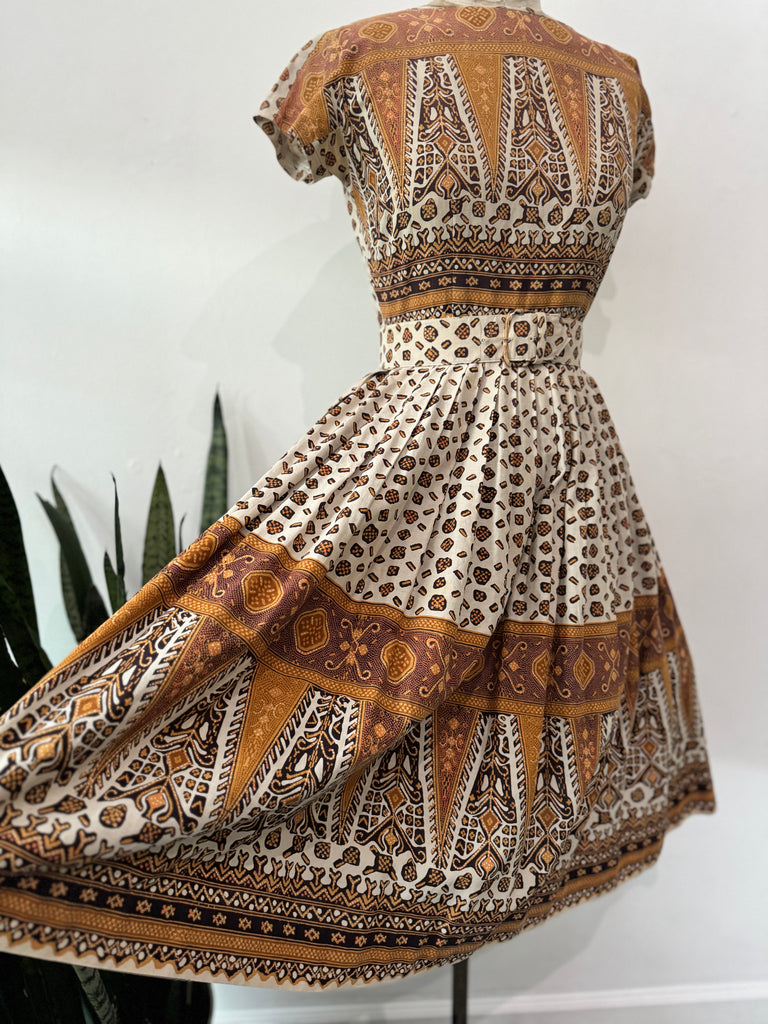 Vintage 1950's printed cotton dress