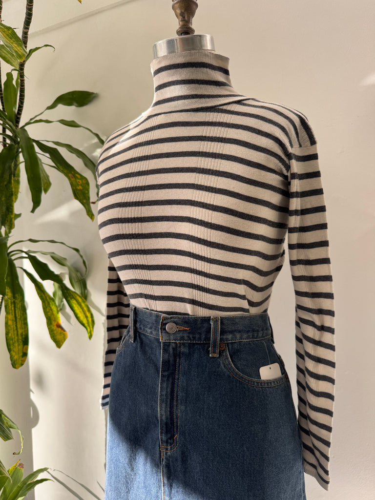 Striped 100% cotton turtleneck top